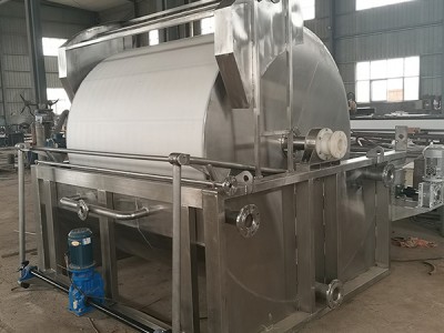 Filtru cu tambur de vid