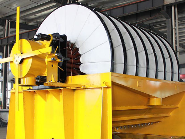 Filtru de disc rotativ